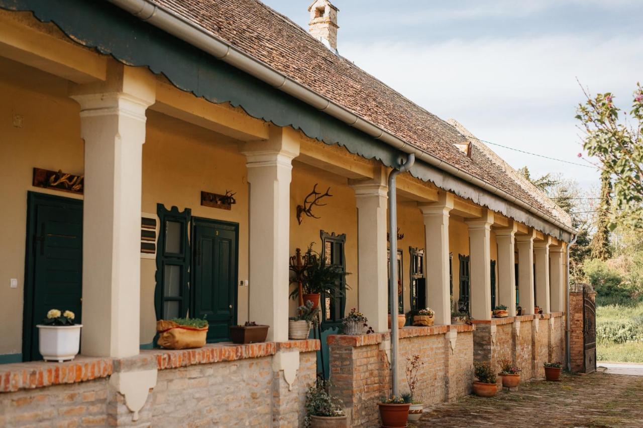 Tradicionalna Kuca Biljkinog Oca Villa Lug Exterior photo