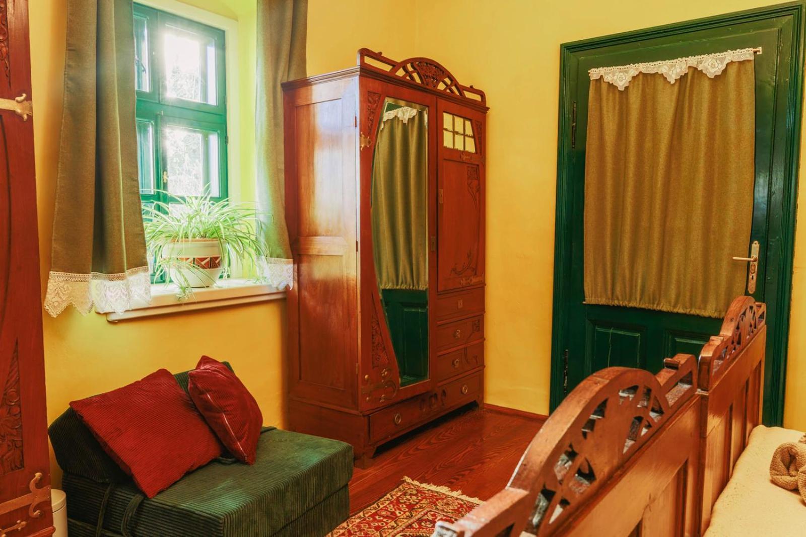 Tradicionalna Kuca Biljkinog Oca Villa Lug Exterior photo